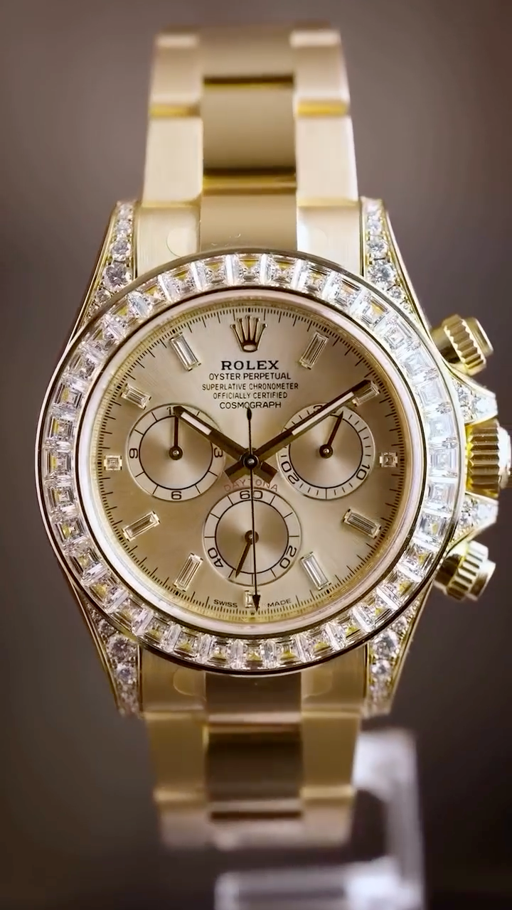 Rolex Daytona Diamond Bezel – Full front view